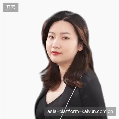 侯凡